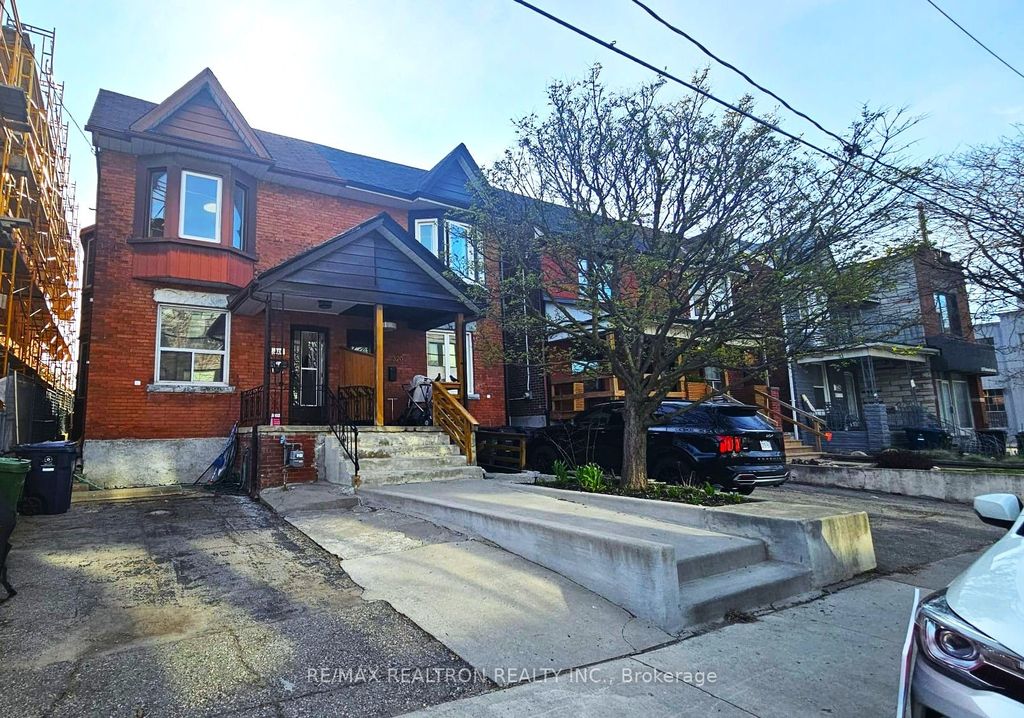 Photo of 318 Westmoreland Avenue, Toronto, ON M6H 3A5 (MLS # W13044042)