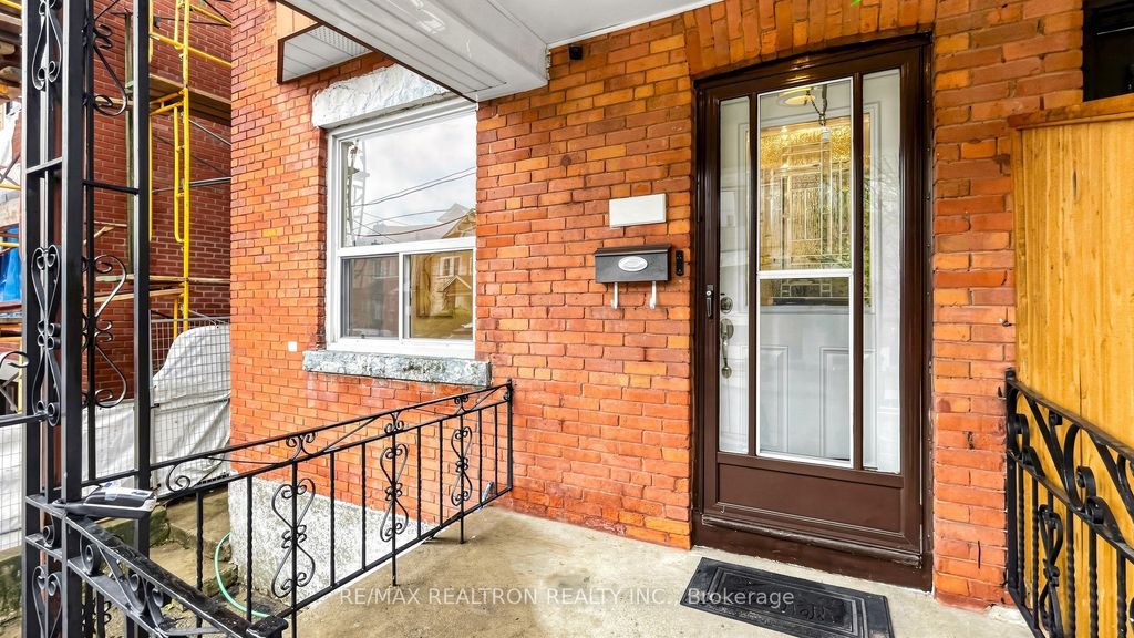Photo of 318 Westmoreland Avenue, Toronto, ON M6H 3A5 (MLS # W13044042)
