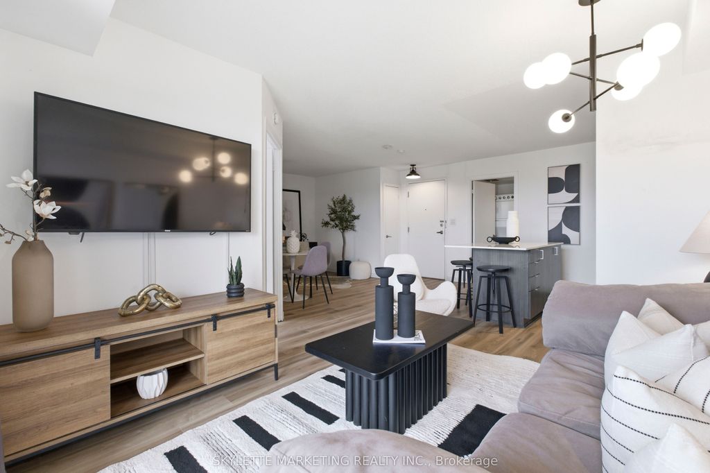 Photo of 801 Sheppard Avenue W #701, Toronto, ON M3H 0A8 (MLS # C12892034)