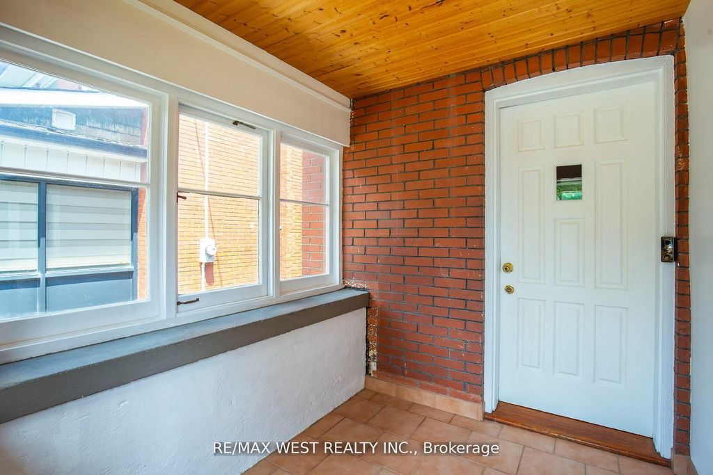 Photo of 2317 Weston Road, Toronto, ON M9N 1Z7 (MLS # W12914436)