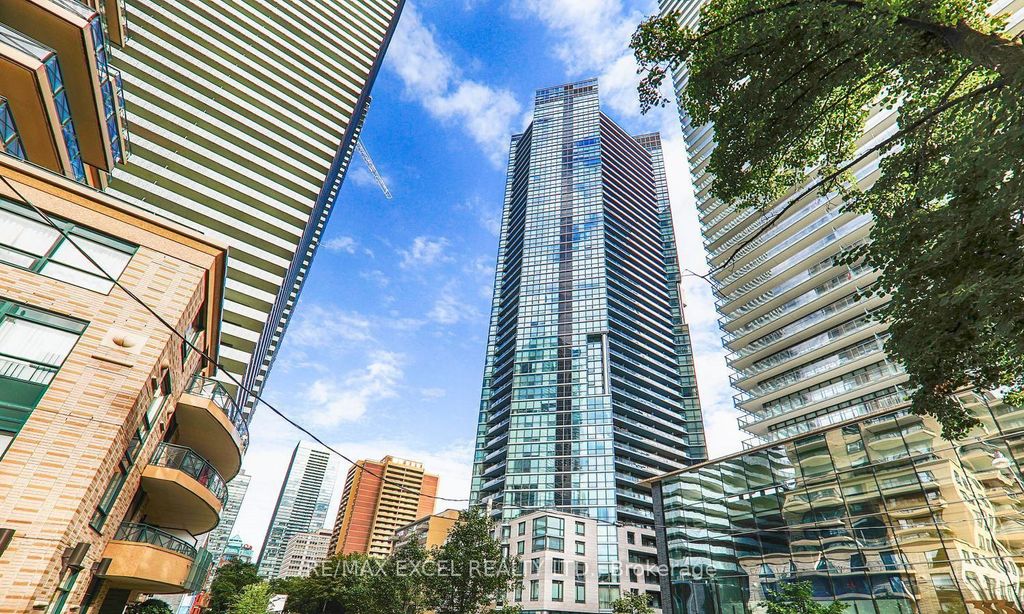 Photo of 45 Charles Street E #1805, Toronto, ON M4Y 0B8 (MLS # C12612804)