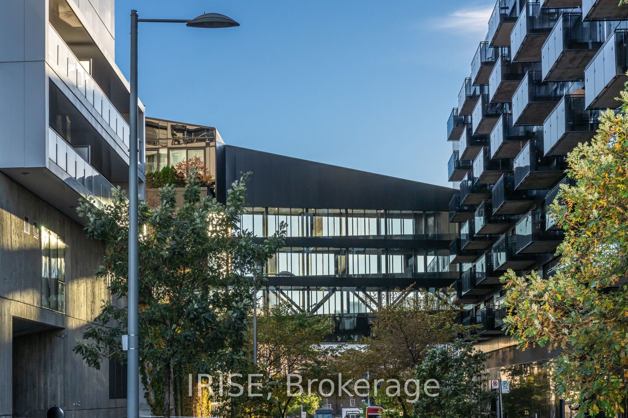 32 Trolley Crescent 918