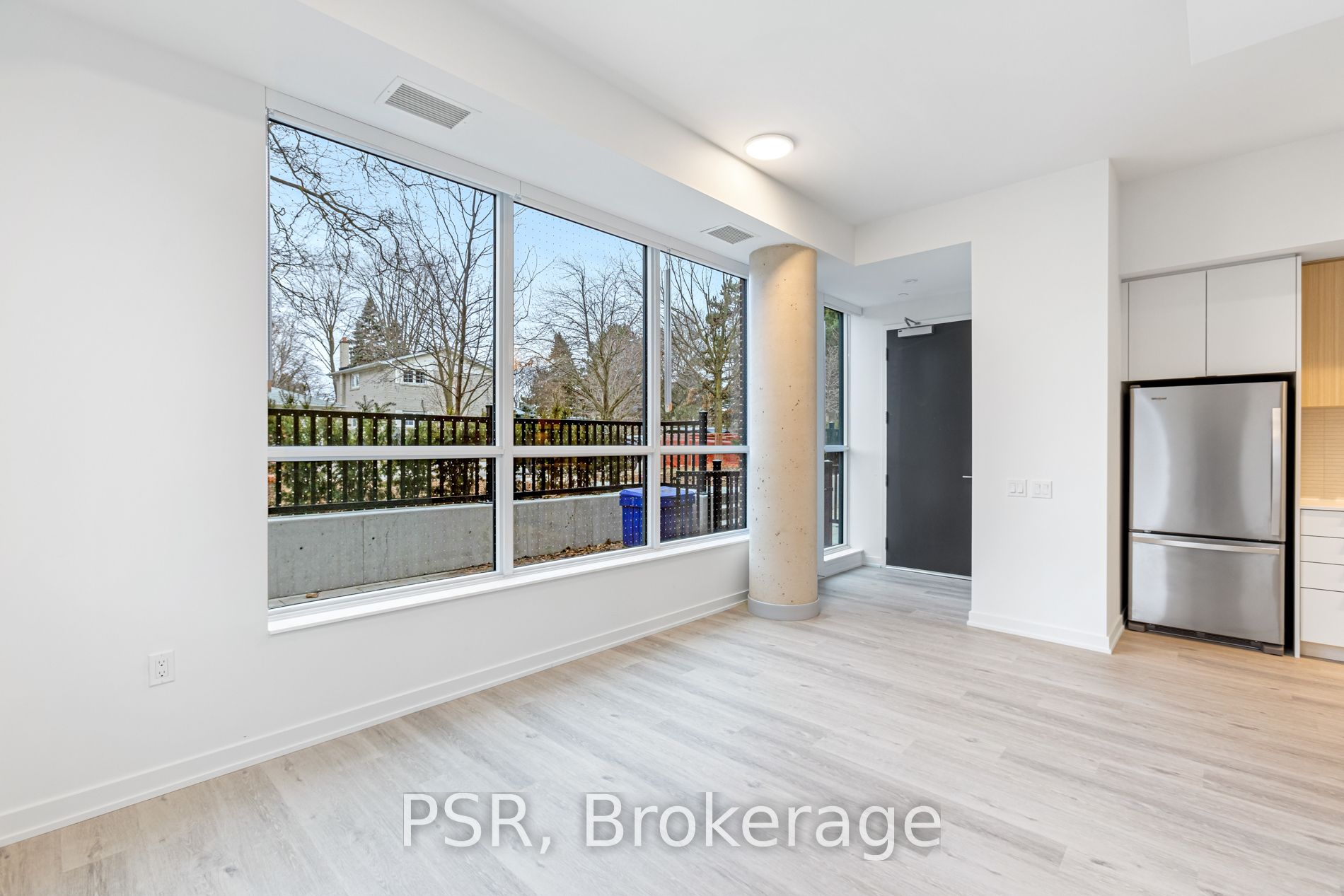 49 Broadfield Drive W 110
