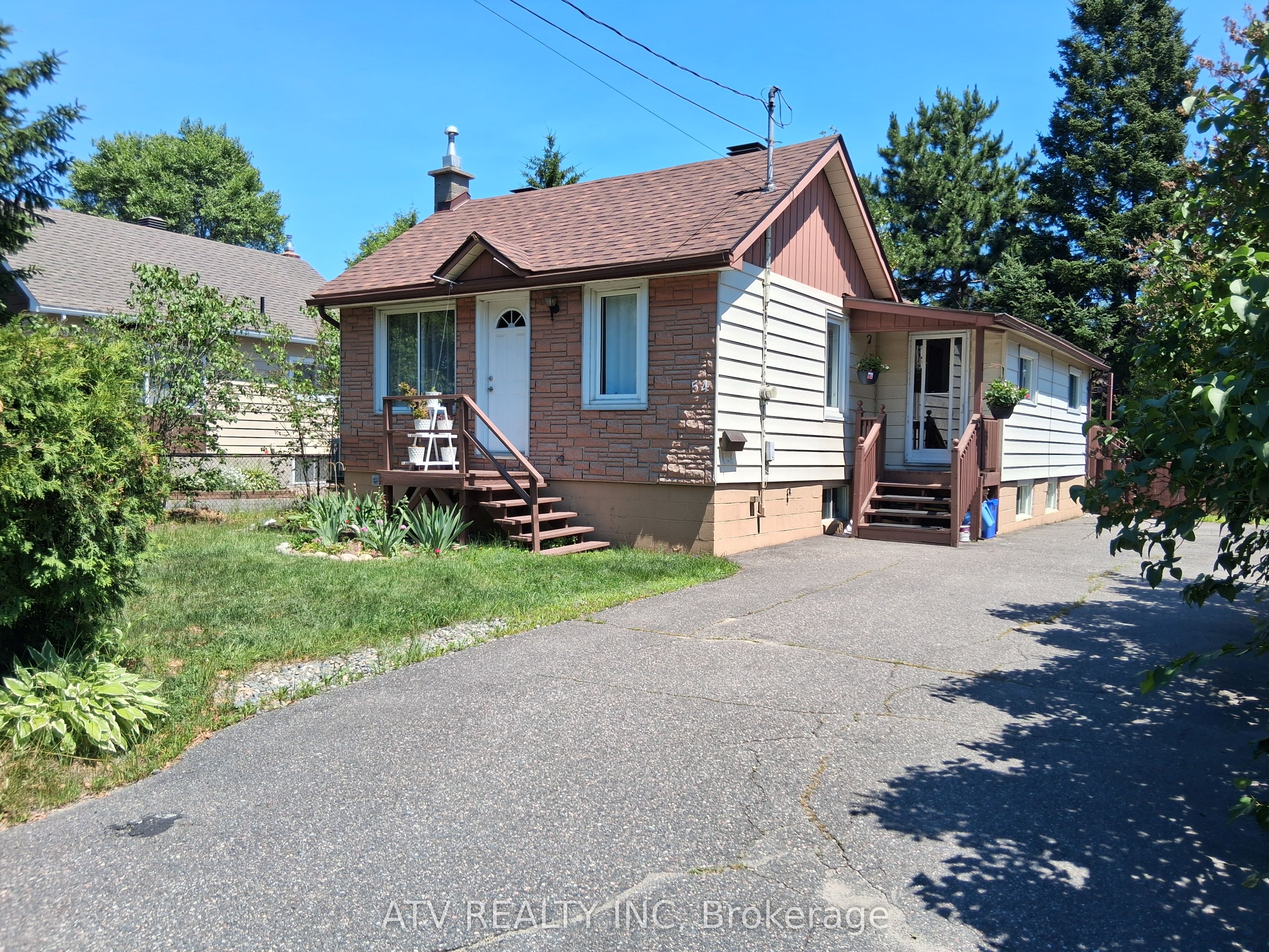 Photo 1 of 19 — 54 First Avenue, Sudbury Remote Area, ON P3B 3L1