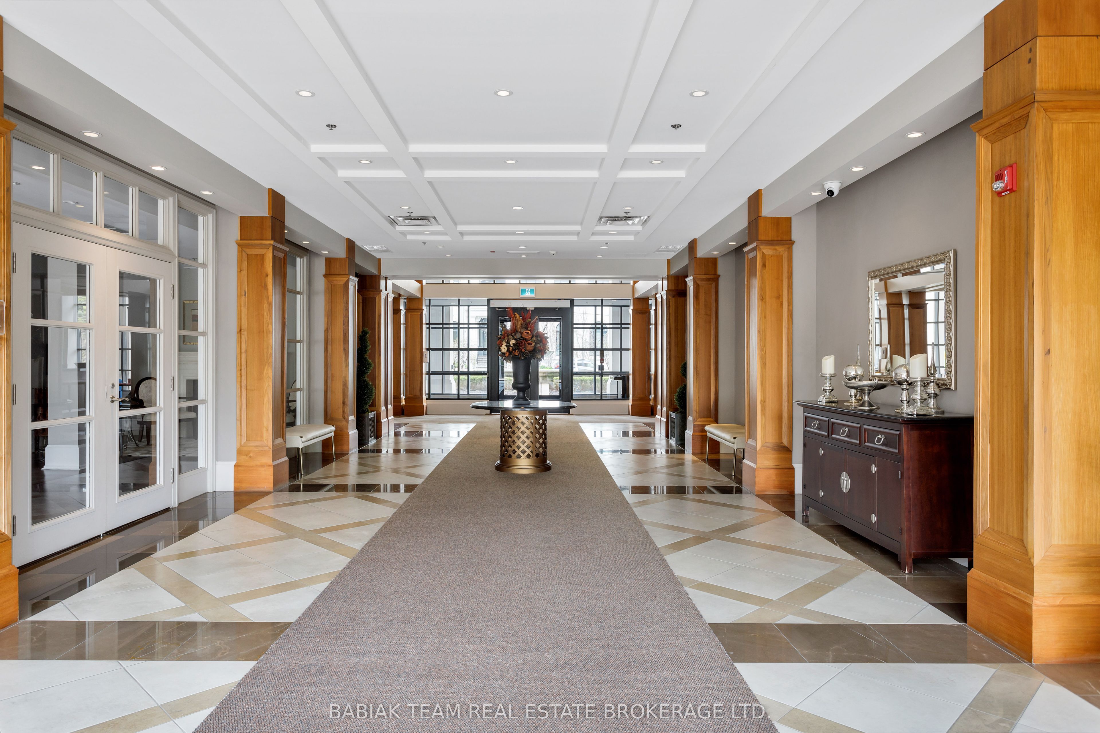 2855 Bloor Street W 708