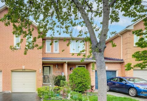 1176 Treetop Terrace Oakville ON L6M 3N1