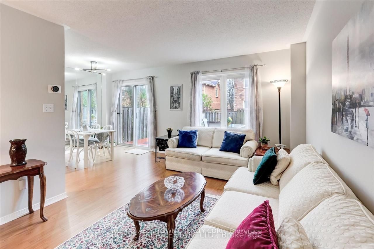 1176 Treetop Terrace