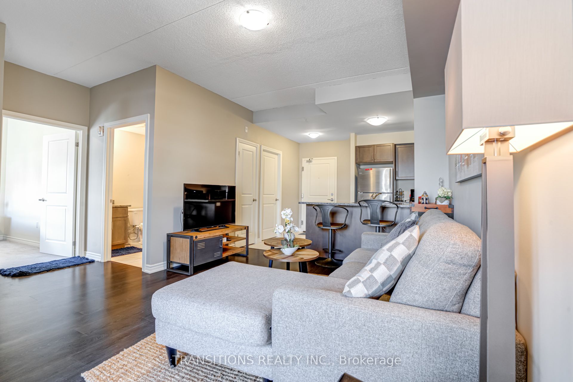 620 Sauve Street 304