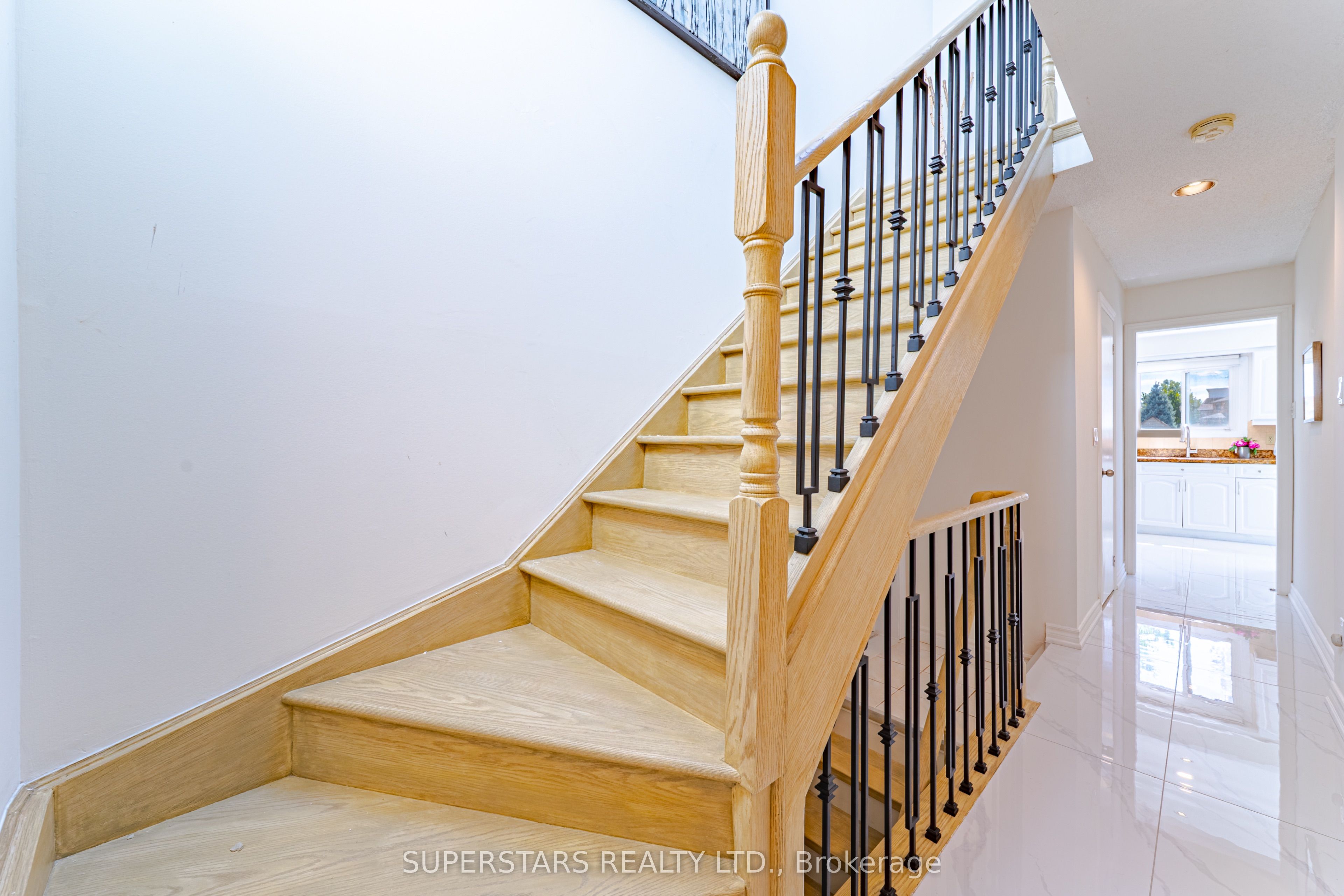 32 Neeland Road