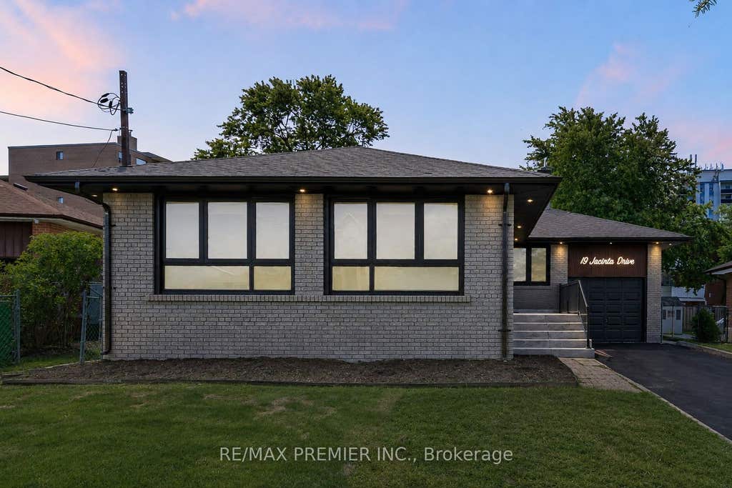 Photo of 19 Jacinta Drive, Toronto, ON M6L 1H6 (MLS # W13501670)
