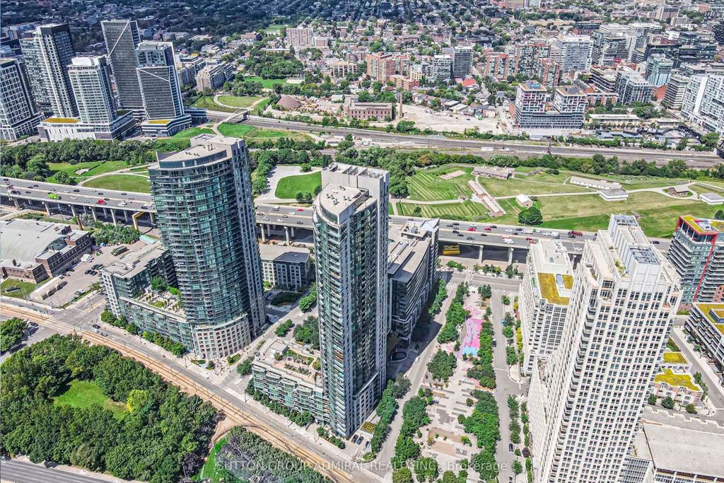 Photo of 215 Fort York Boulevard #2601, Toronto, ON M5V 4A2 (MLS # C12992172)