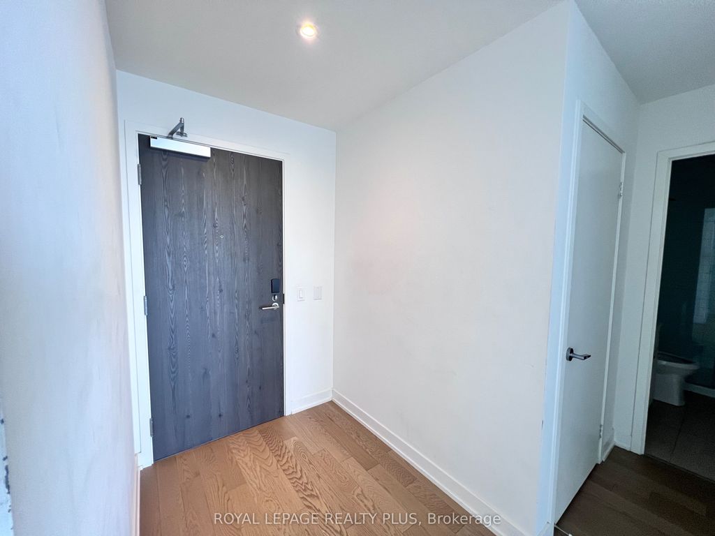 Photo of 25 Richmond Street E #2416, Toronto, ON M5C 0A6 (MLS # C12548040)