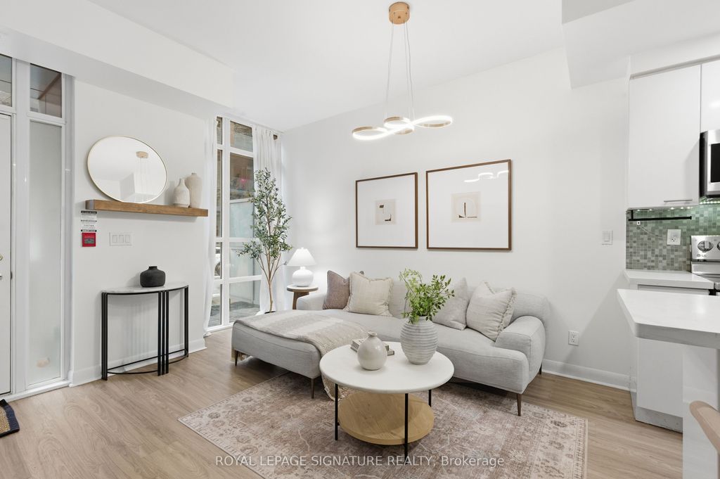 Photo of 15 Bruyeres Mews #105, Toronto, ON M5V 0A7 (MLS # C12627850)