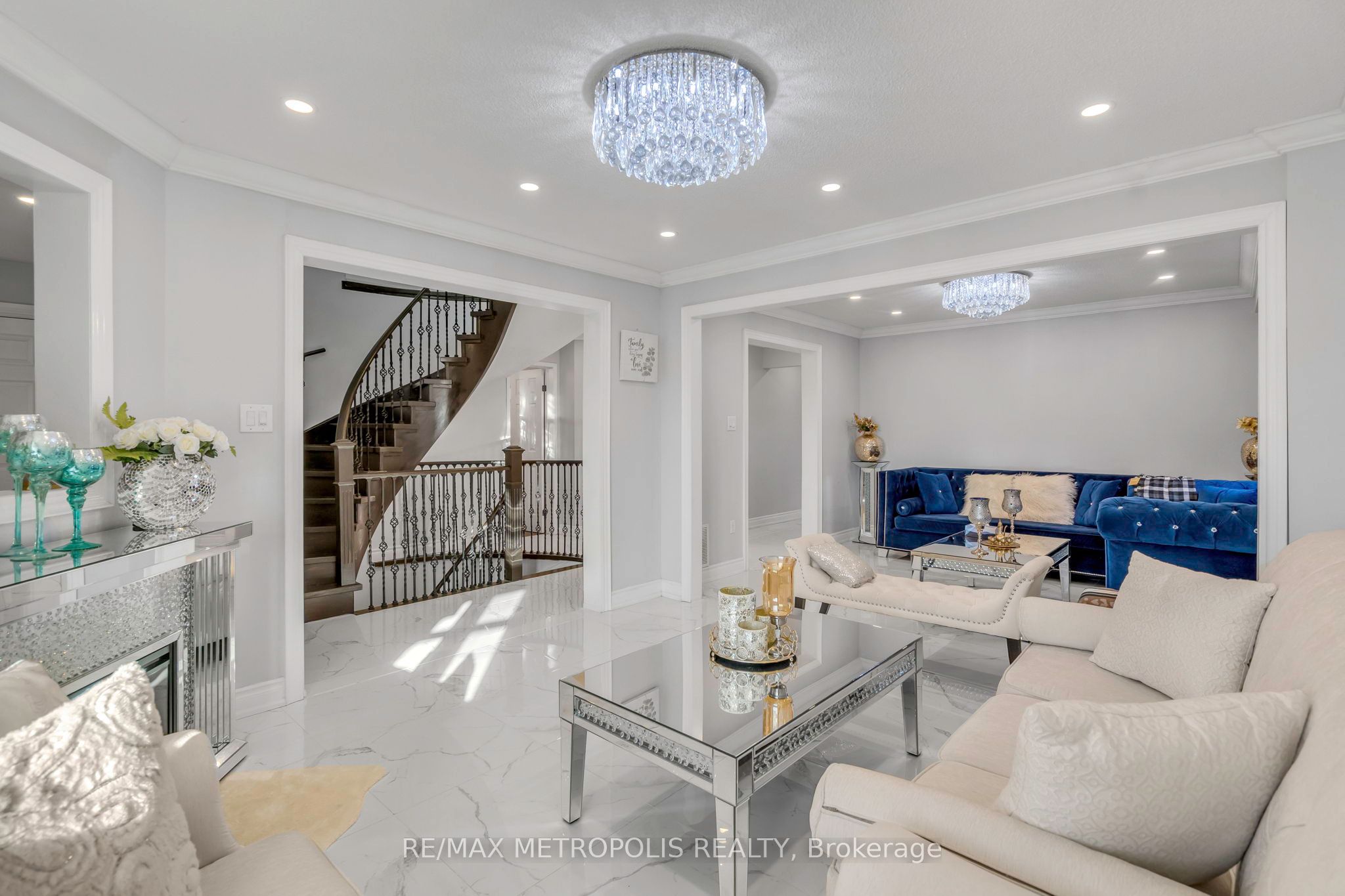 345 Old Harwood Avenue
