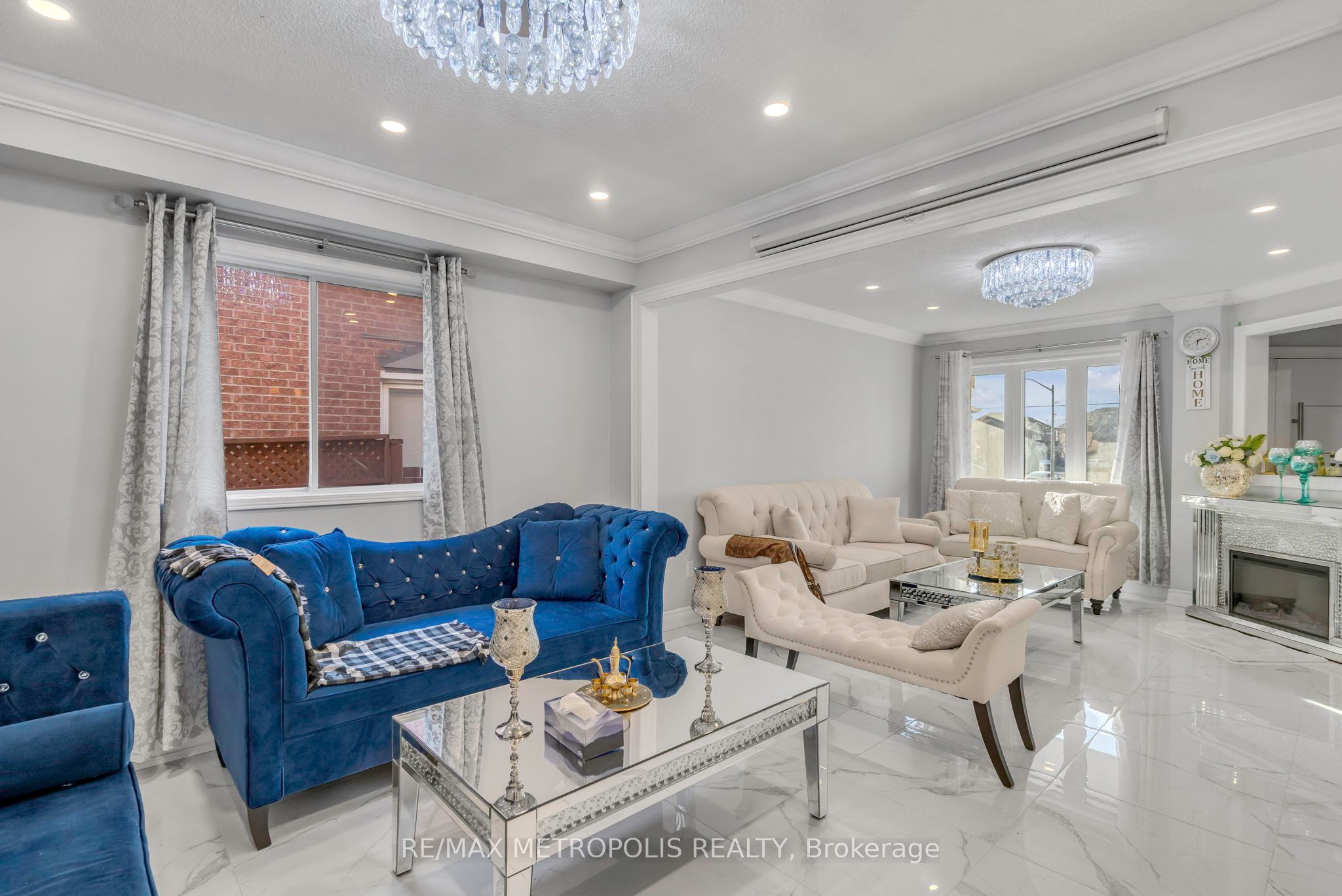 345 Old Harwood Avenue