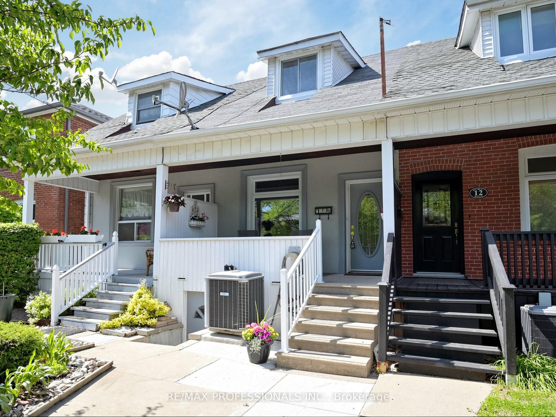 14 Bradley Avenue