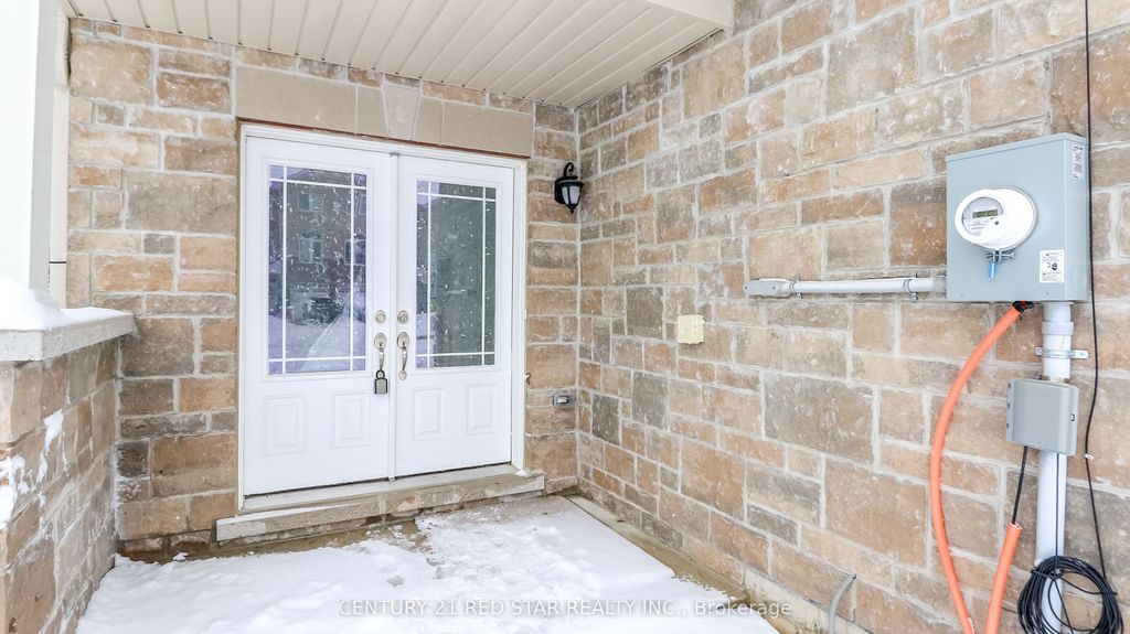 Photo of 32 Milson Crescent, Essa, ON L0M 1B4 (MLS # N12935516)