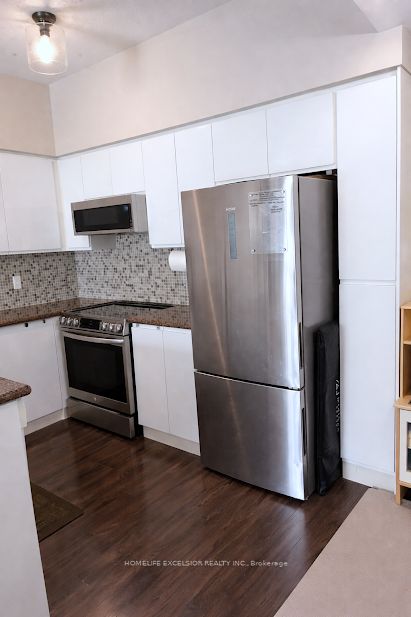 1837 Eglinton Avenue E 226