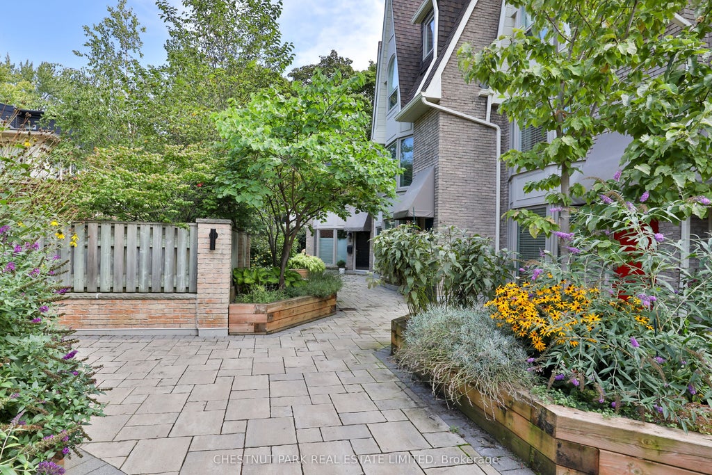 Photo of 95 Summerhill Avenue #TH 5, Toronto, ON M4T 1B1 (MLS # C13815306)