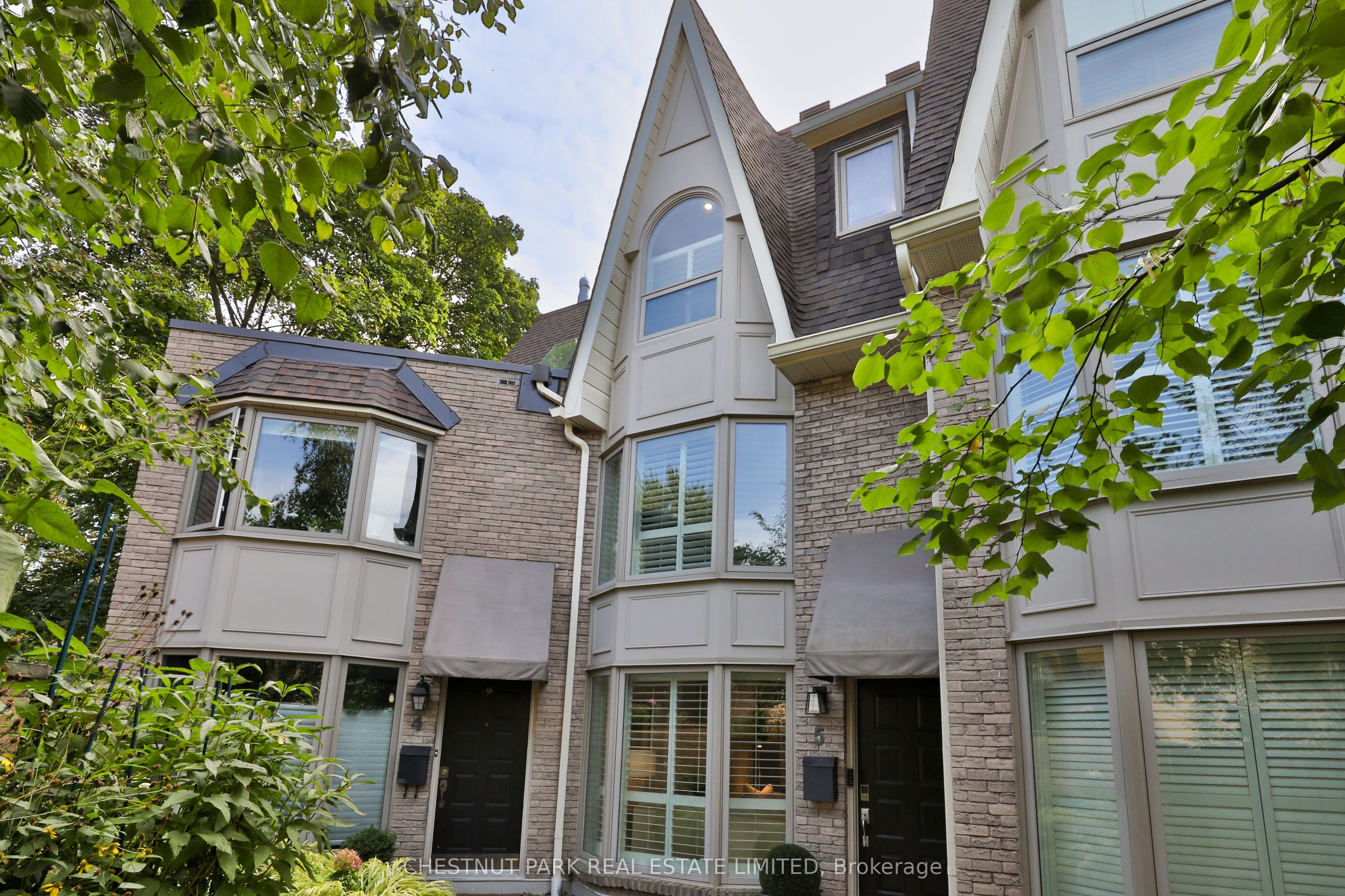 95 Summerhill Avenue TH 5