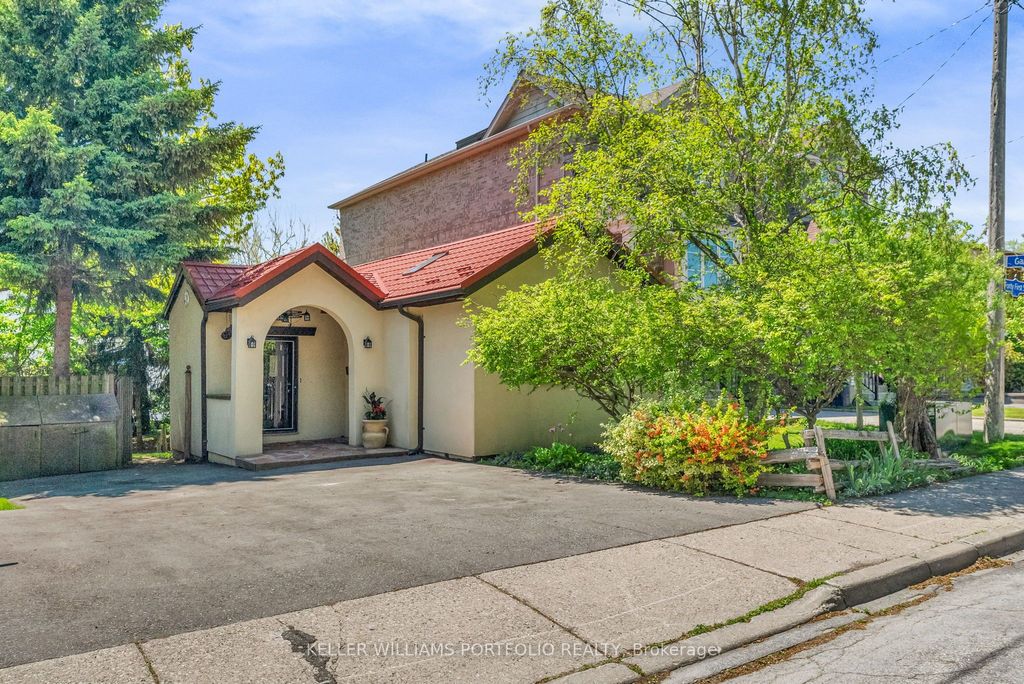 Photo of 42 Forty First Street, Toronto, ON M8W 3N6 (MLS # W12942650)