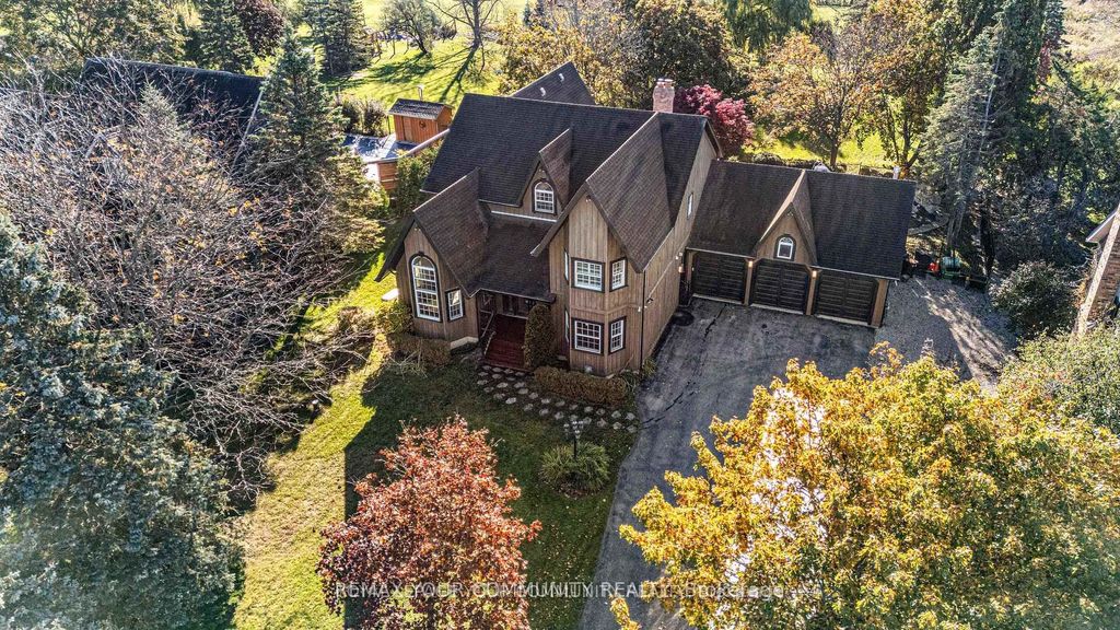 Photo of 1645 Acorn Lane, Pickering, ON L1Y 1A7 (MLS # E12796594)