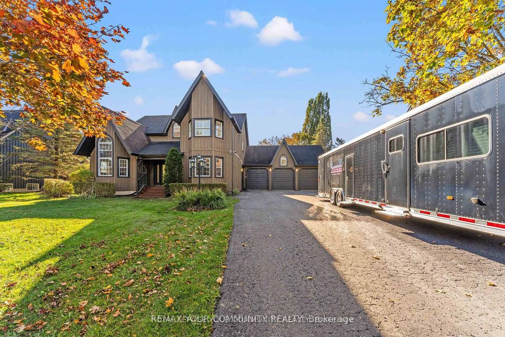 Photo of 1645 Acorn Lane, Pickering, ON L1Y 1A7 (MLS # E12796594)