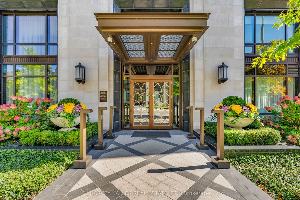 Photo of 1 Forest Hill Road #305, Toronto, ON M4V 1R1 (MLS # C12446432)
