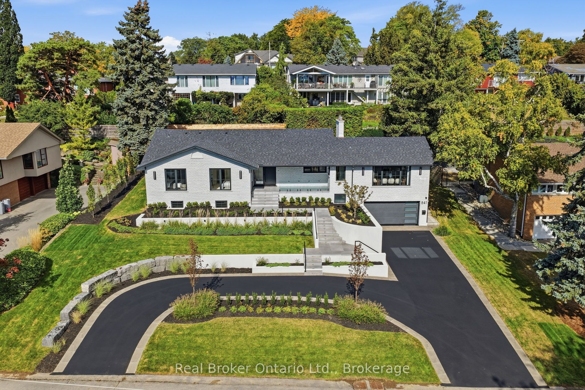 841 Danforth Place