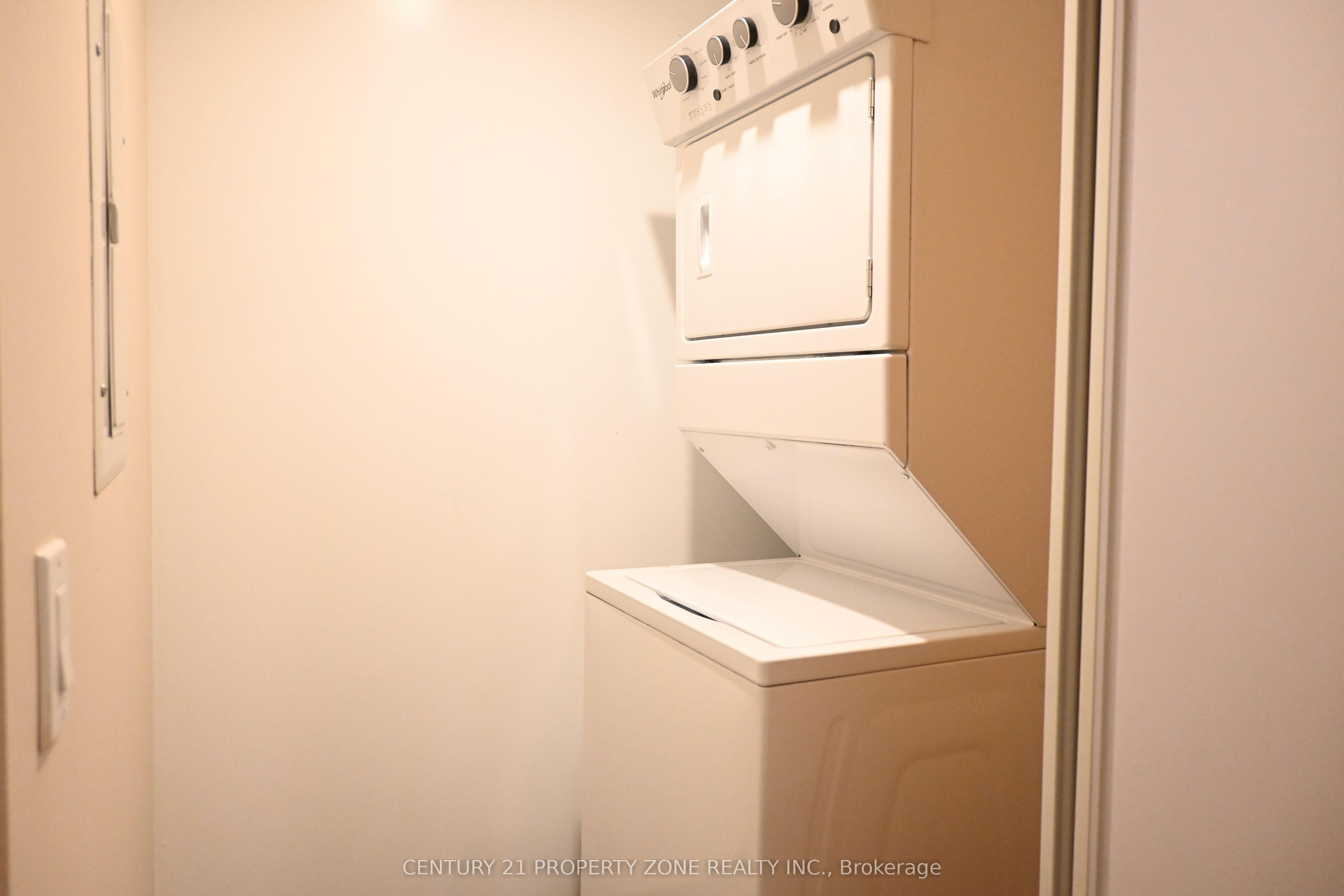 5233 Dundas Street W 320