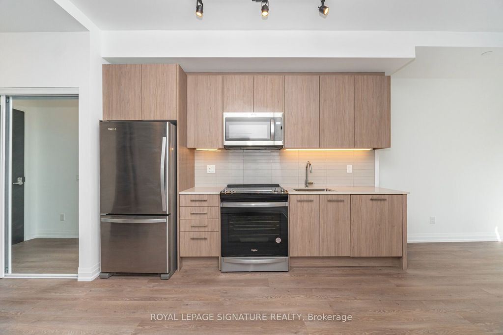 Photo of 286 Main Street #910, Toronto, ON M4C 0B3 (MLS # E12399018)