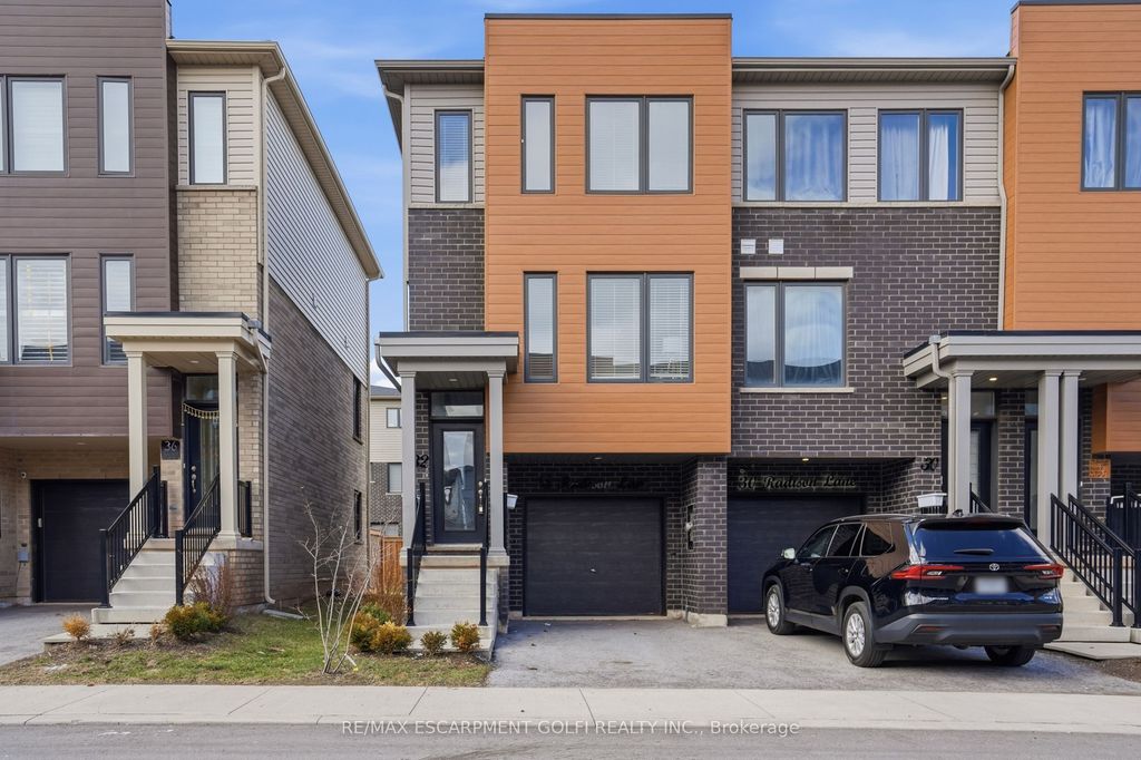 Photo of 32 Radison Lane, Hamilton, ON L7R 4E2 (MLS # X13042522)