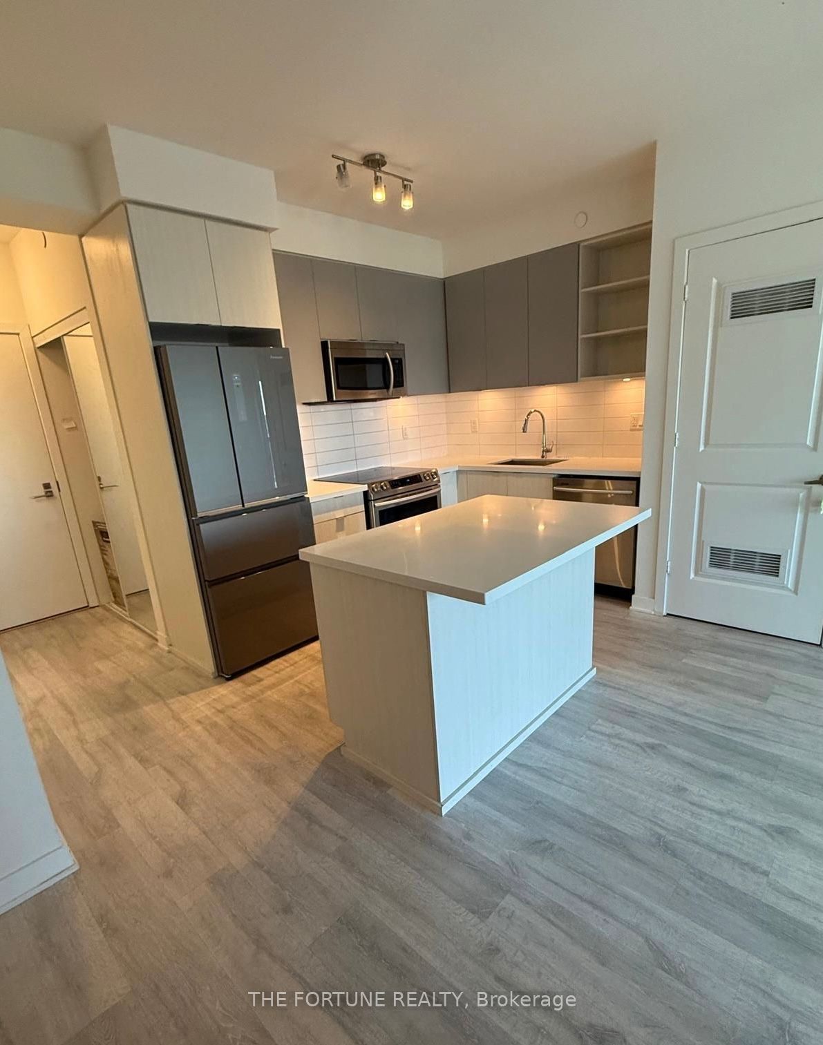 4677 Glen Erin Drive 401