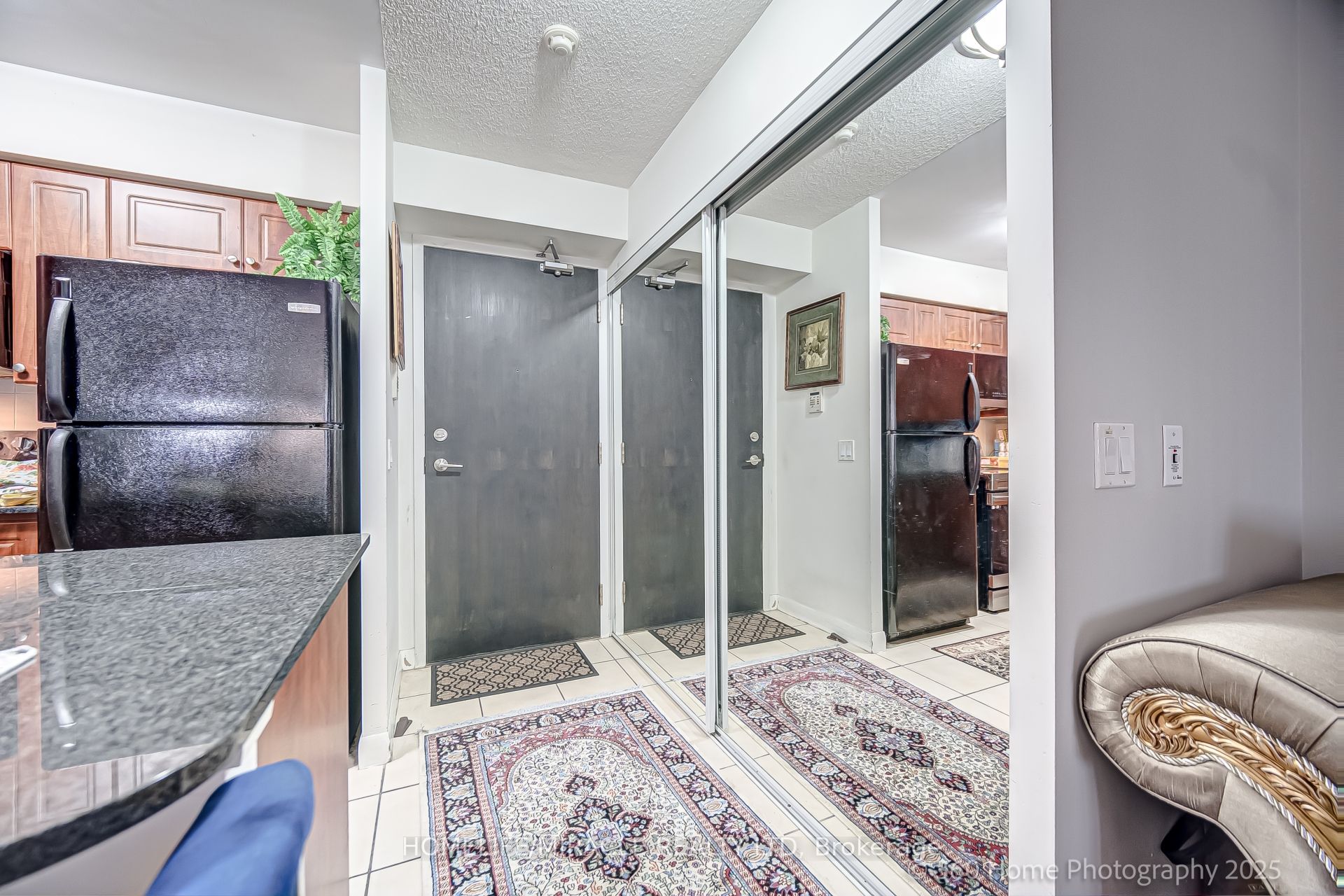 225 Sherway Gardens Road 1706