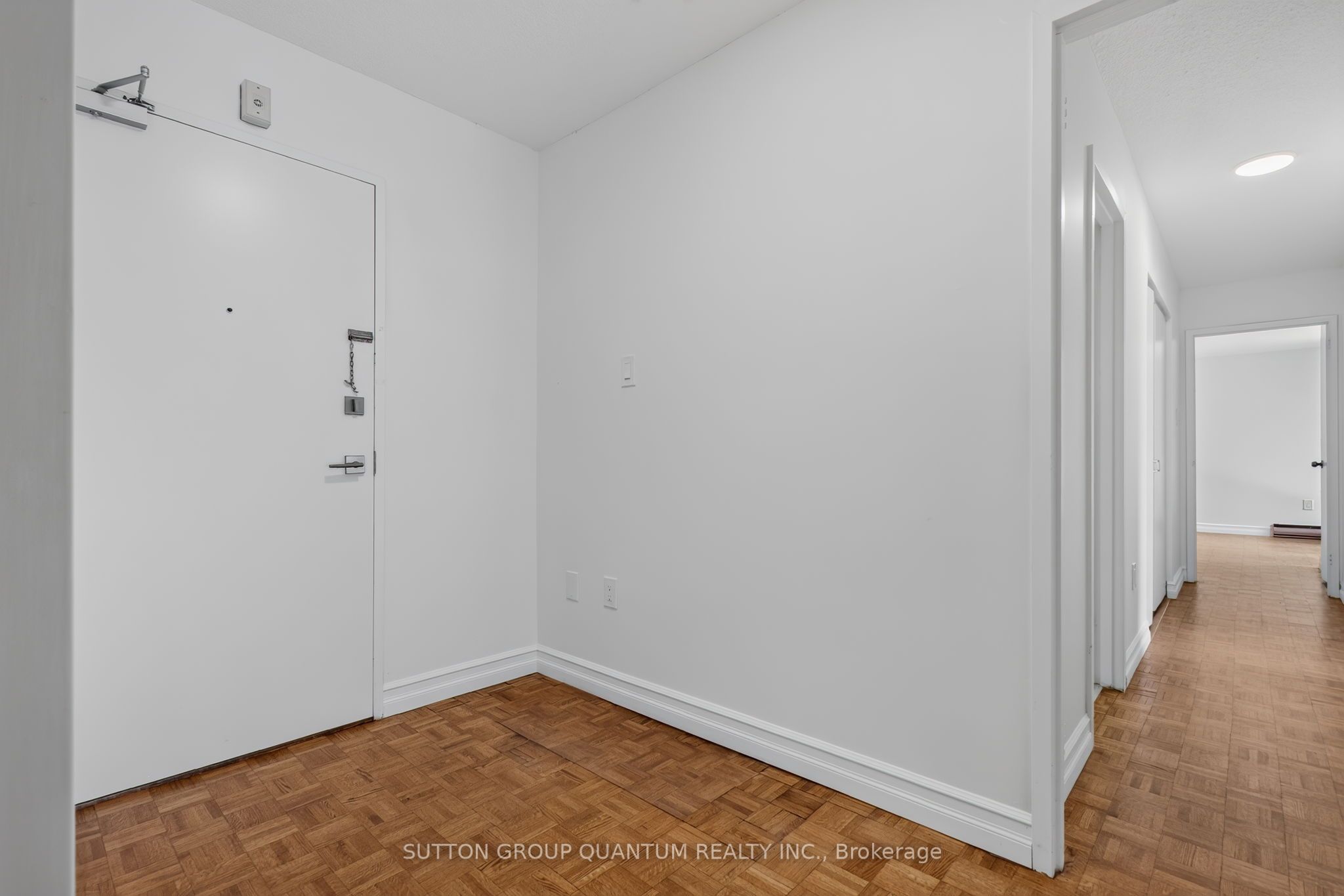 965 Inverhouse Drive 504