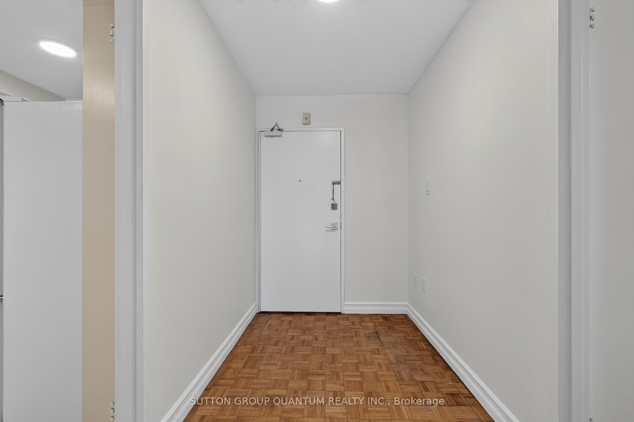 965 Inverhouse Drive 504