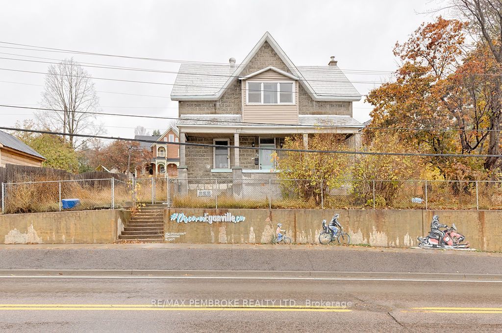 Photo of 131 Bonnechere Street W, Bonnechere Valley, ON K0J 1T0 (MLS # X12501166)