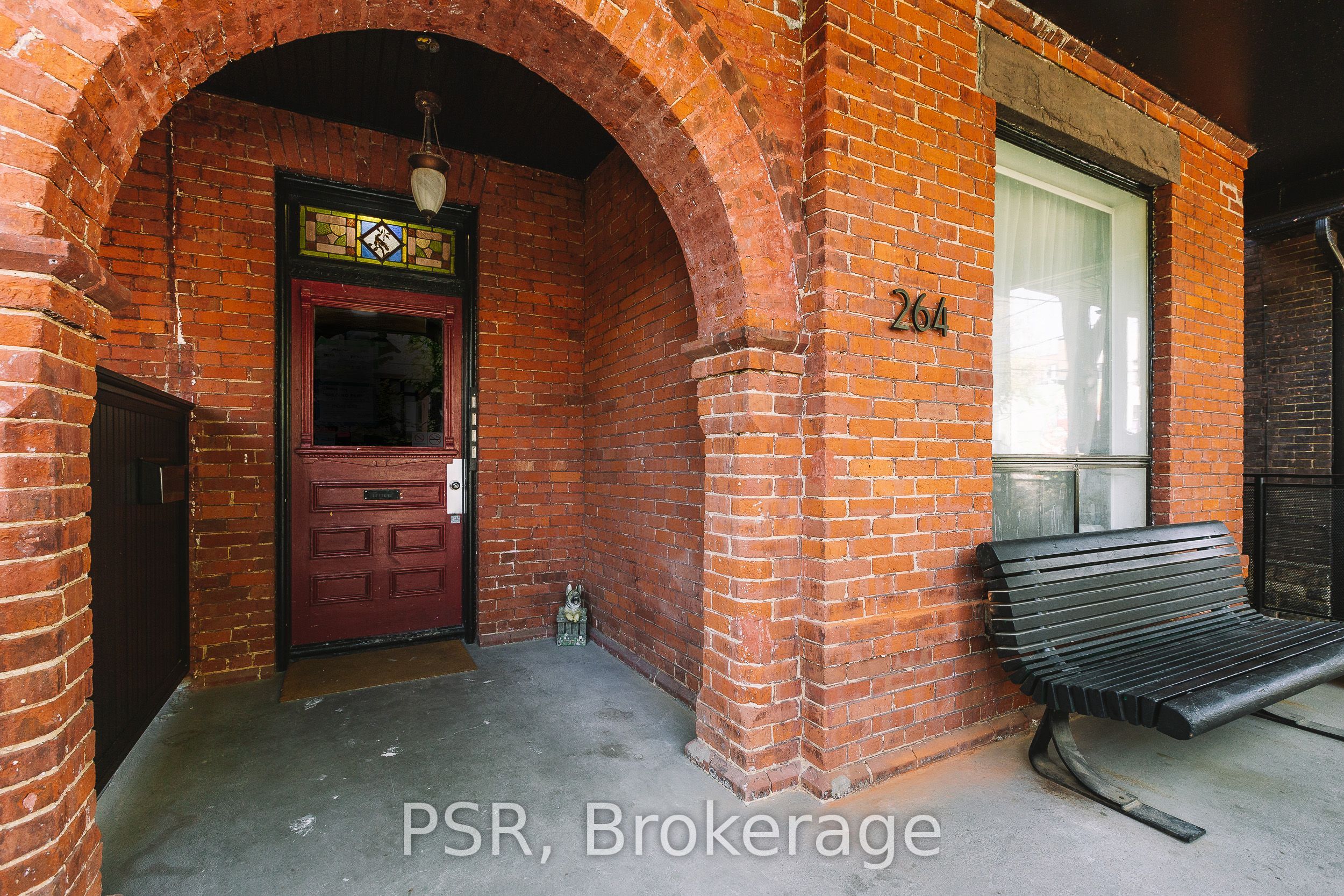 264 Dovercourt Road 3