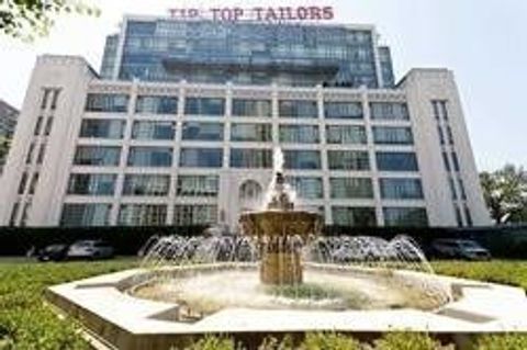 637 Lake Shore Boulevard W 523 Toronto ON M5V 3J6