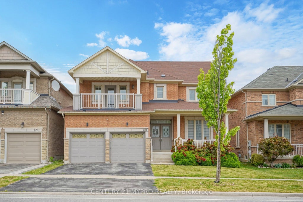 Photo of 225 Silver Maple Road, Richmond Hill, ON L4E 4Z3 (MLS # N13885406)