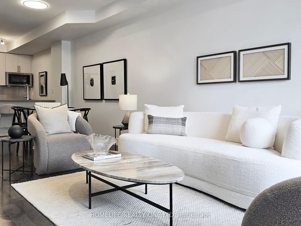 Photo of 1076 Lansdowne Avenue, Toronto, ON M6H 4H2 (MLS # W13011722)