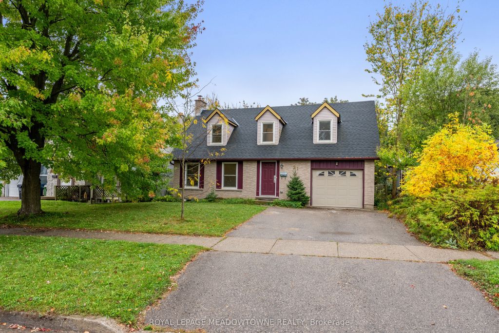 Photo of 21 Briarlea Road, Guelph, ON N1G 3H4 (MLS # X12452478)