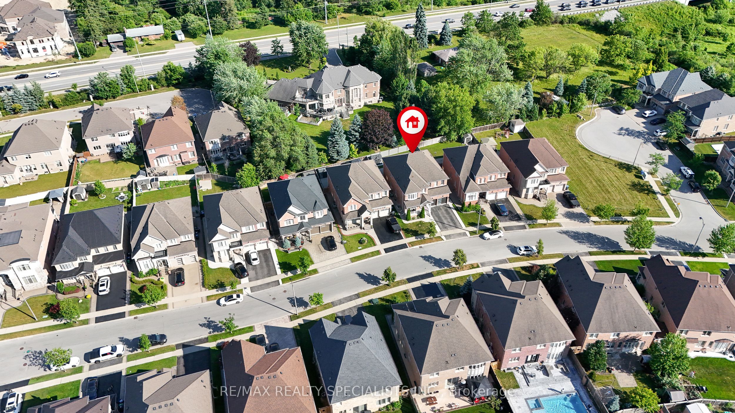 21 Lauderhill Road
