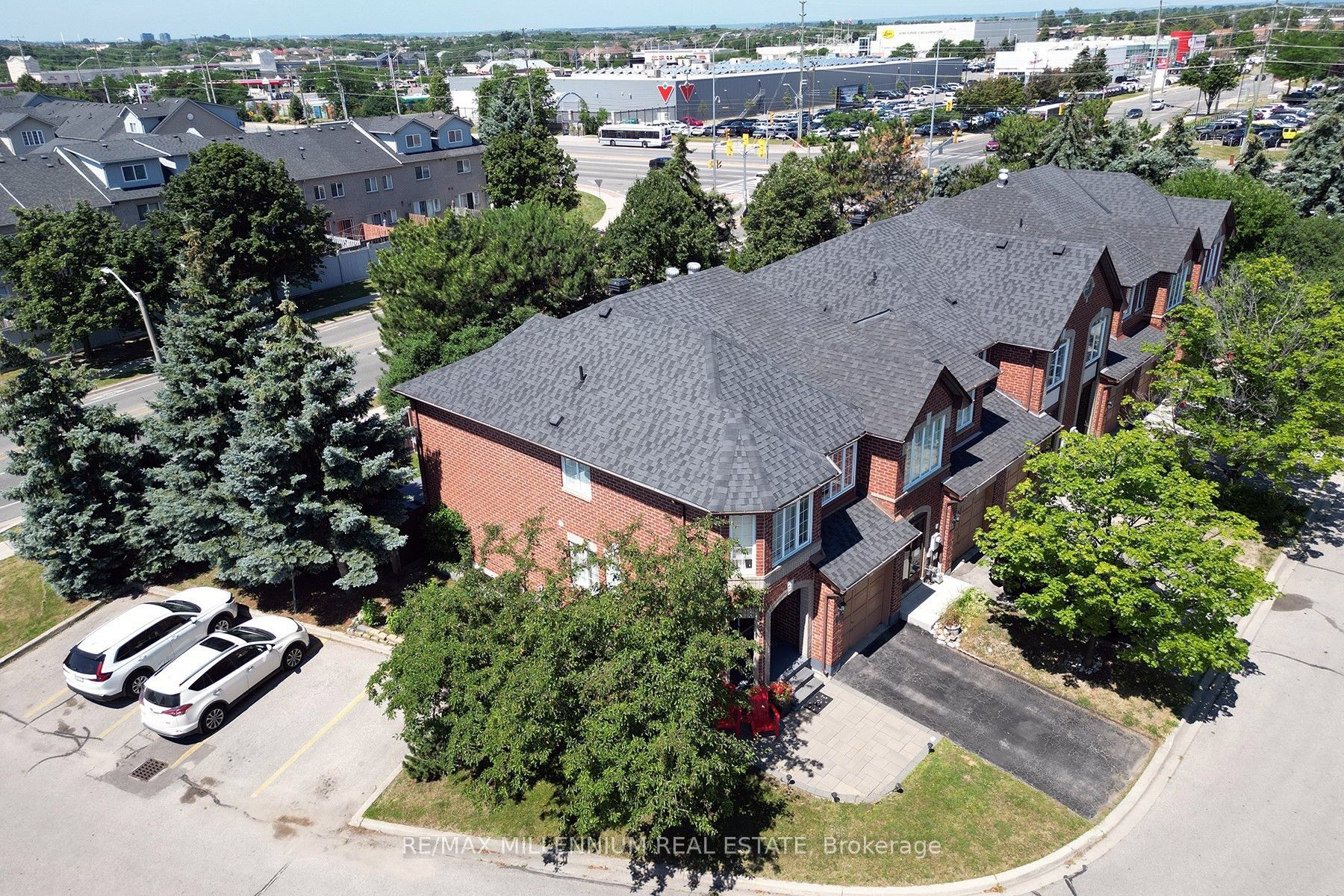20 Kenwood Drive 20