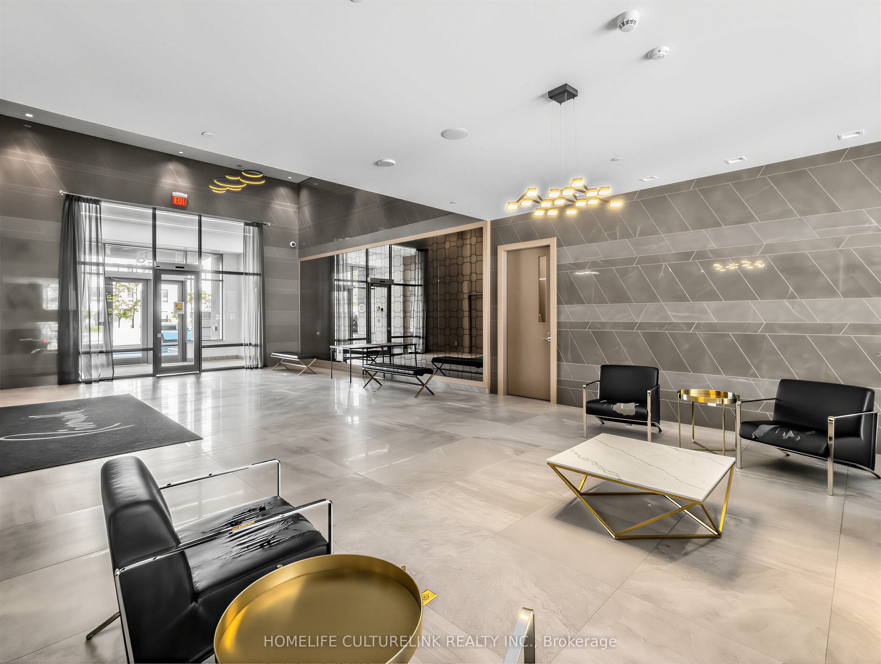 28 Uptown Drive PH22