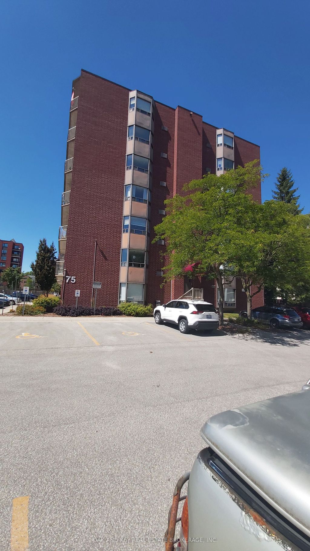 Photo of 75 Huxley Street, London South, ON N6J 4W7 (MLS # X13087166)