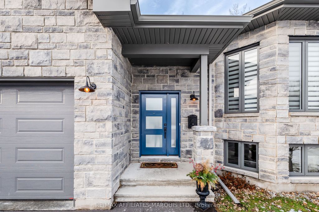 Photo of 1108 Nicolas Crescent, Cornwall, ON K6J 0C1 (MLS # X12690338)