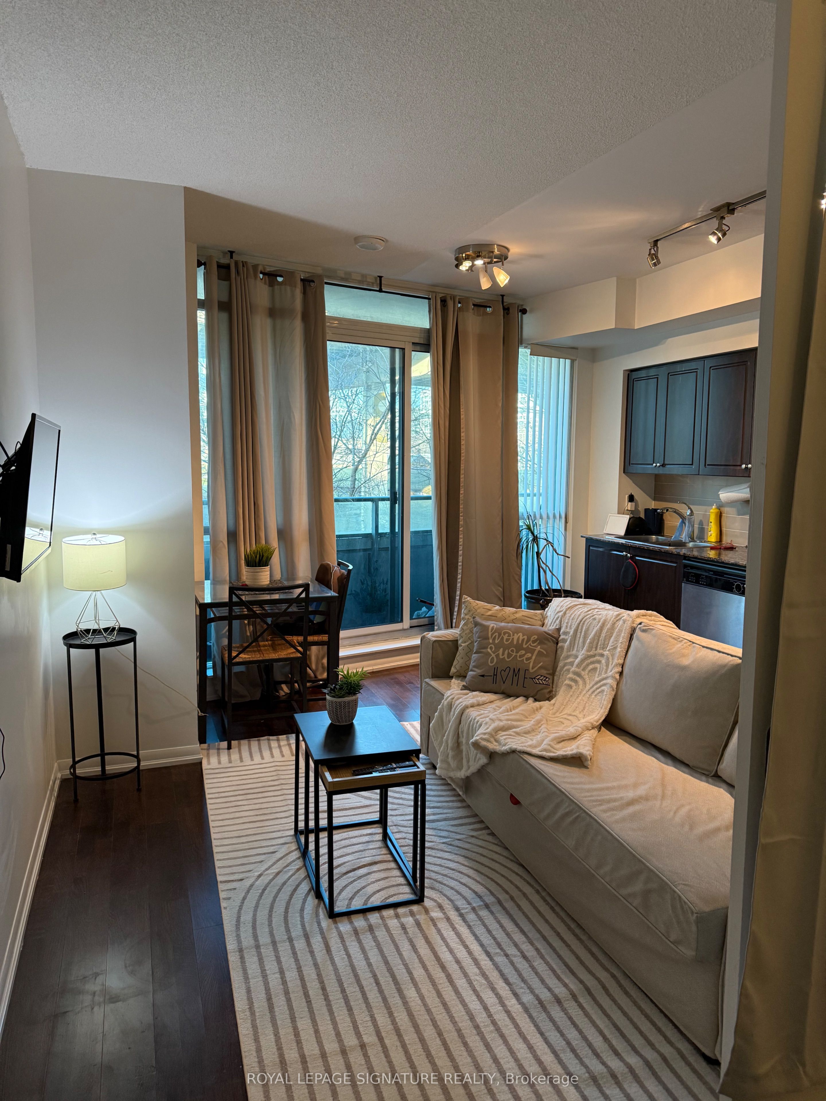 209 Fort York Boulevard 368