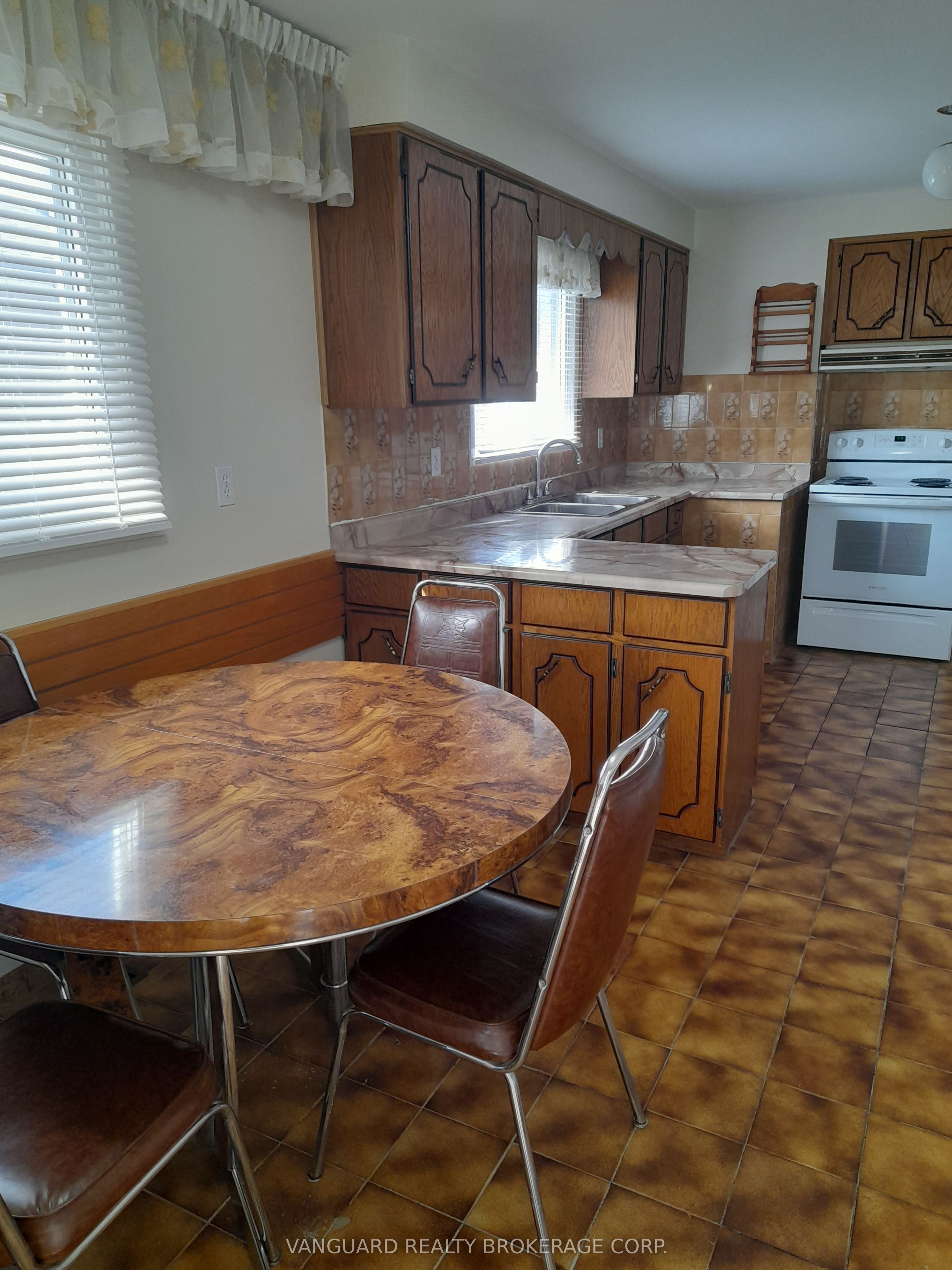 3485 Chipley Crescent