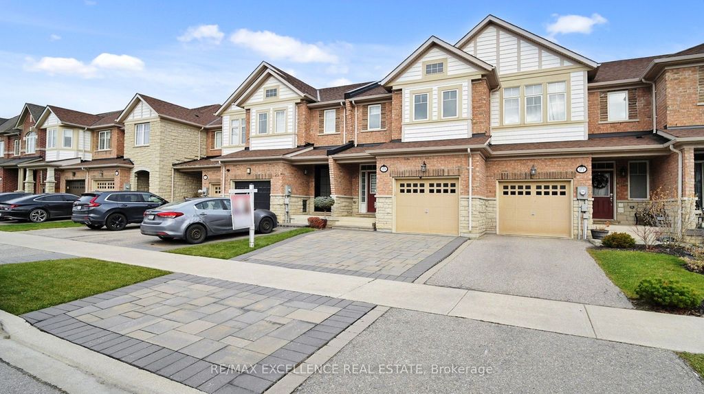 Photo of 25 VINEWOOD Road, Caledon, ON L7C 1A9 (MLS # W12569984)